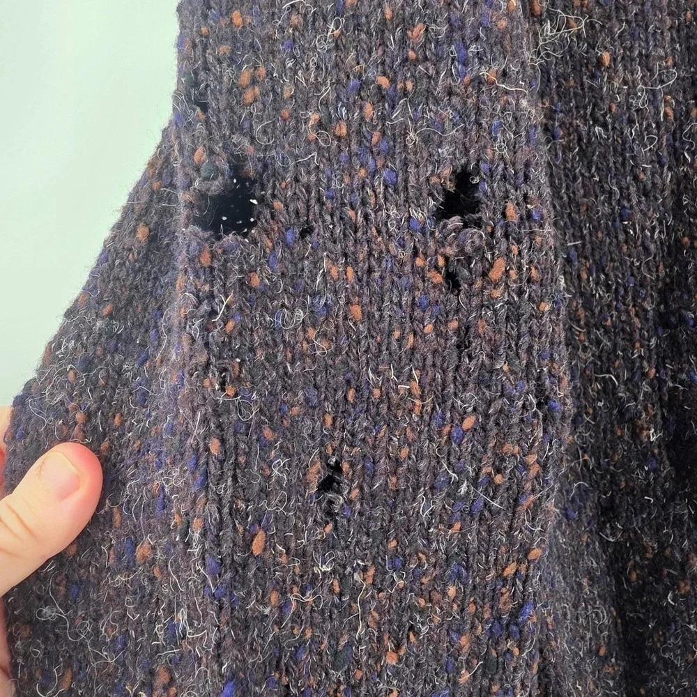 VINTAGE 80S BANANA REPUBLIC THRASHED WOOL SWEATER SIZE XL BLUE MILL VALLEY HOLES